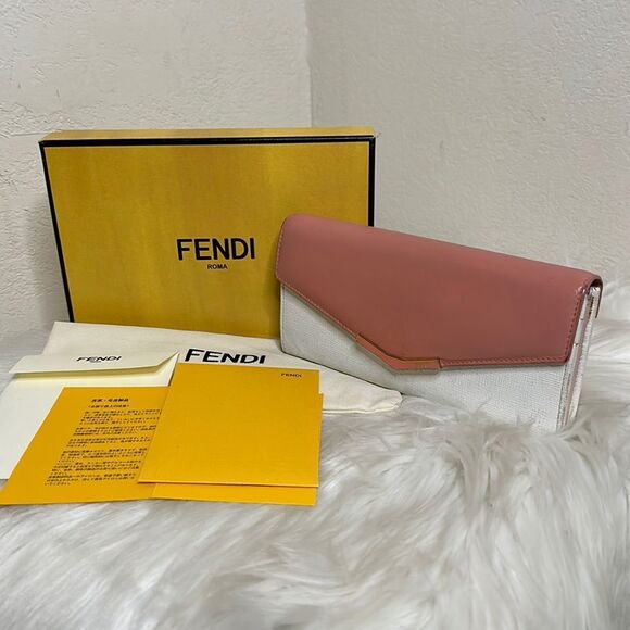💯Authentic Fendi Long Leather Wallet🍀 - Picture 3 of 17